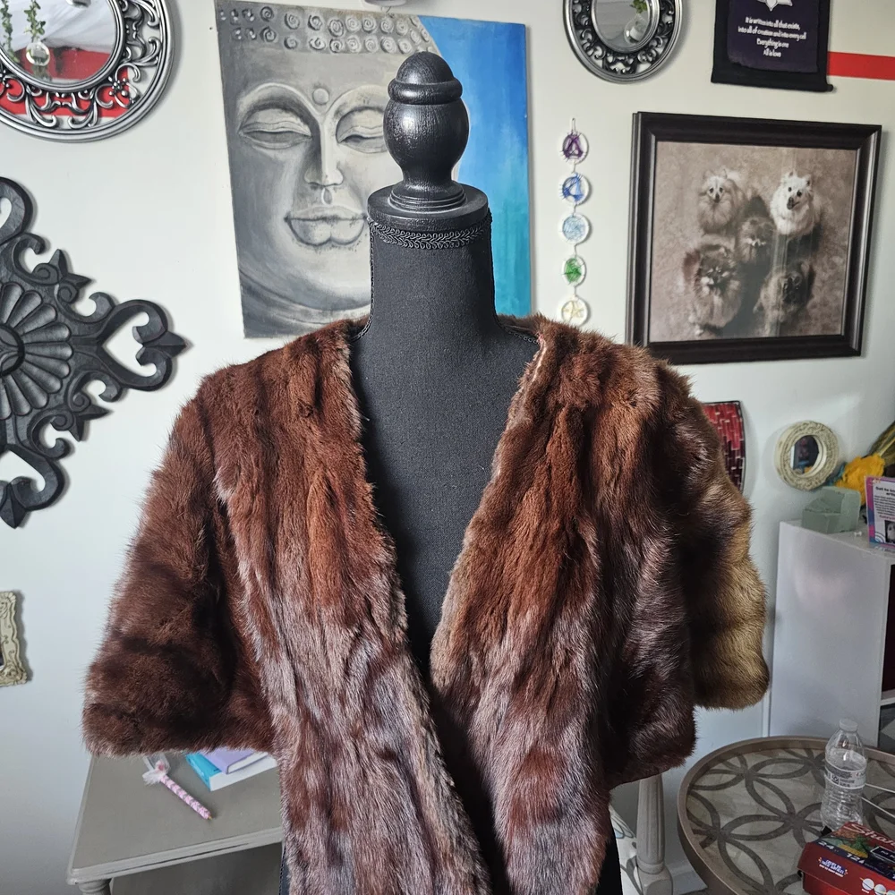 Vintage Brown Fur Stole/Wrap - Picture 2 of 7